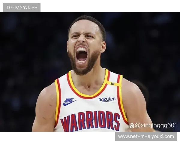库里外线爆发连续得分，勇士主场彻底沸腾